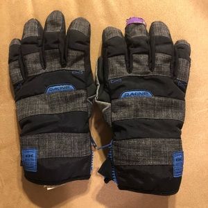 Dakine snowboard gloves